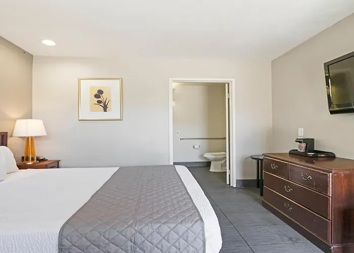 Budget Inn And Suites Stockton Yosemite
